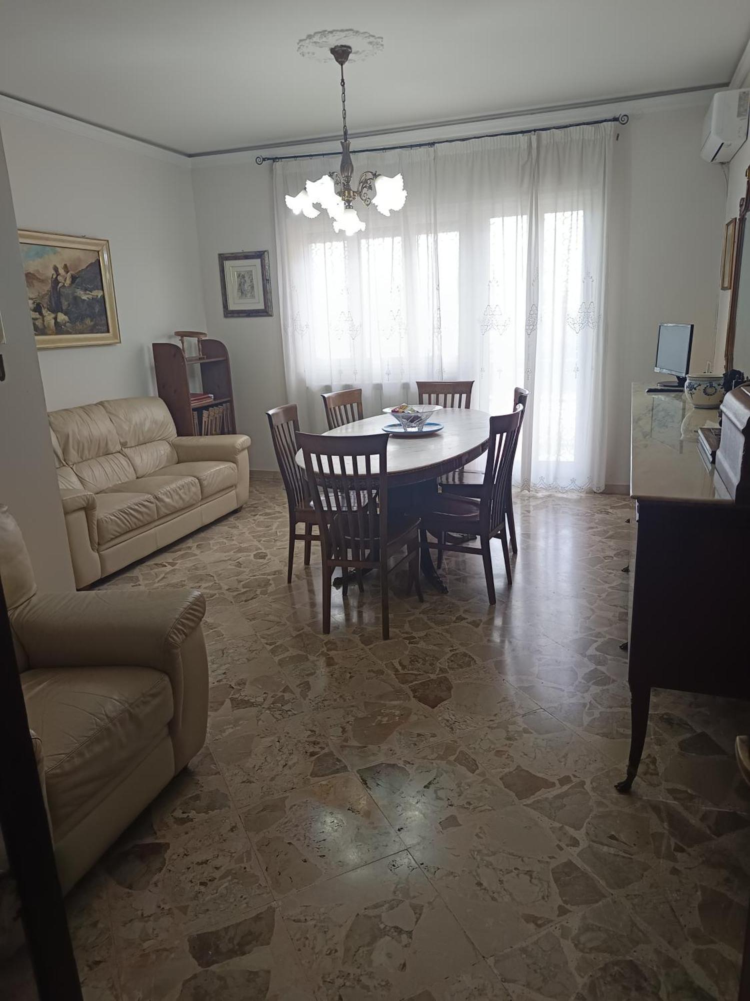 New Dawn Apartment, Turistico, Casa Per Vacanza, Tre Indipendenti