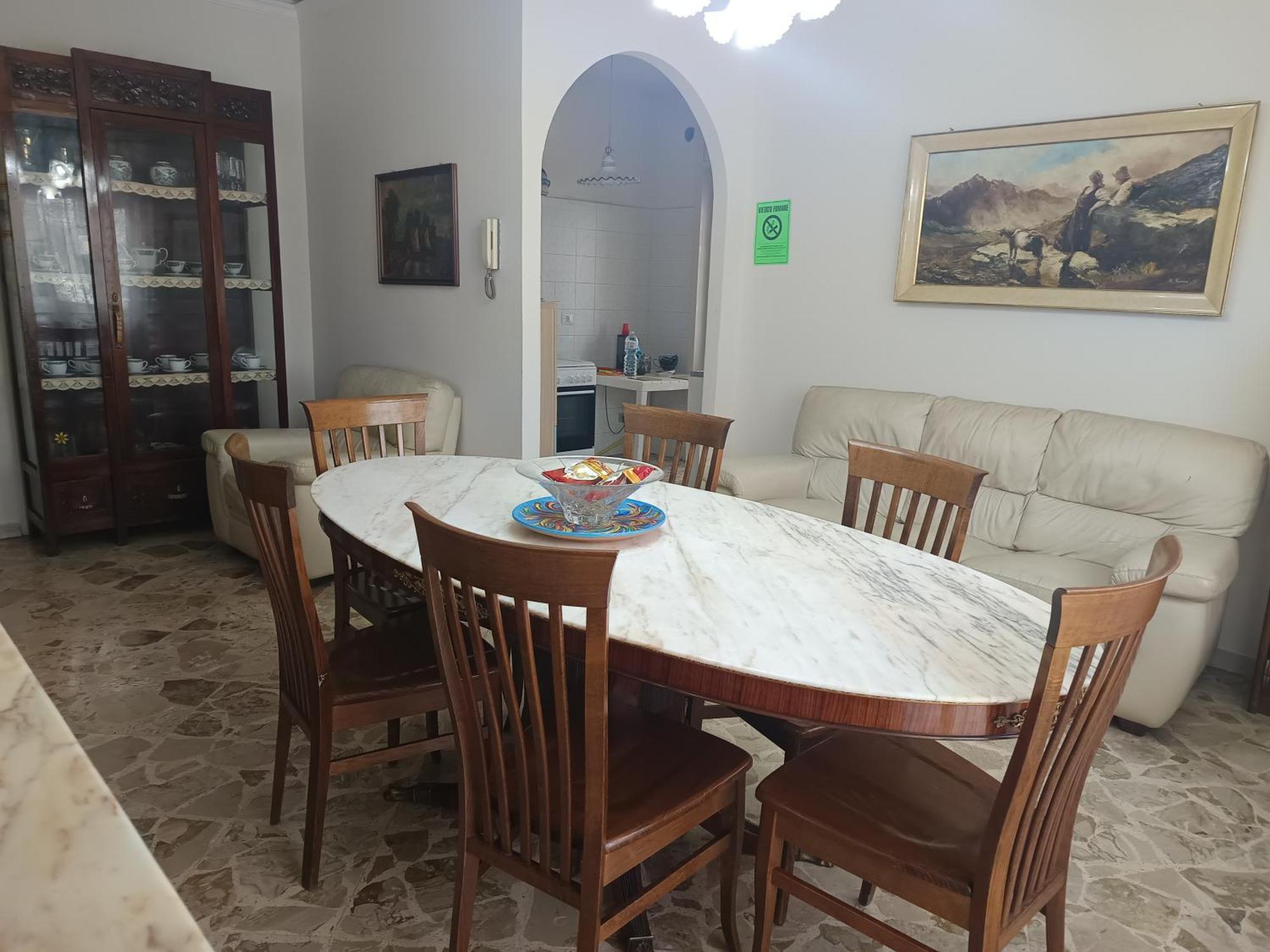 Apartment New Dawn Apartment, Turistico, Casa Per Vacanza, Tre Indipendenti Catania